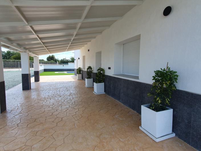 Image No.5-5 Bed Villa / Detached for sale