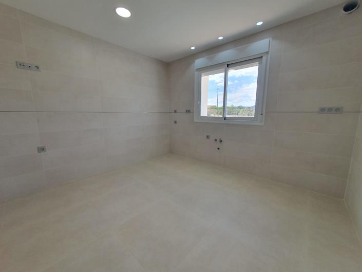 Image No.8-5 Bed Villa / Detached for sale