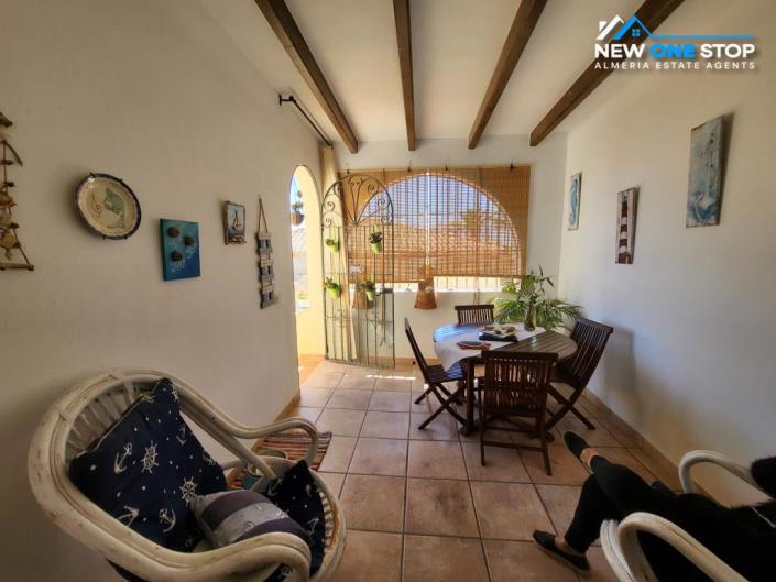 Image No.8-3 Bed House for sale