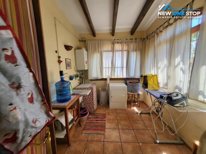 Image No.19-3 Bed House for sale