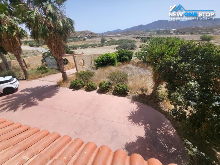 Image No.34-4 Bed Villa / Detached for sale