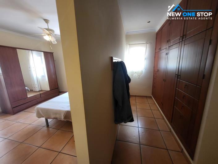 Image No.21-4 Bed Villa / Detached for sale