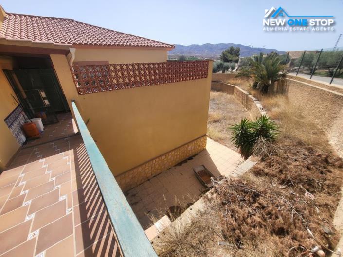 Image No.38-4 Bed Villa / Detached for sale