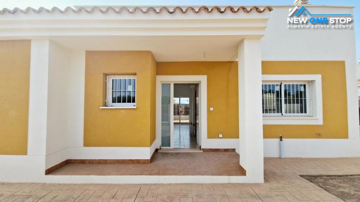 Image No.4-3 Bed Villa / Detached for sale