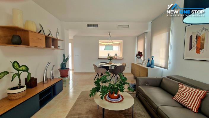 Image No.8-3 Bed Villa / Detached for sale