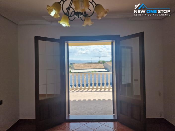 Image No.46-Villa de 9 chambres à vendre à Barriada de Cela