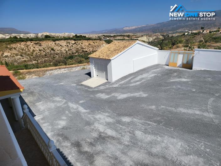 Image No.50-Villa de 9 chambres à vendre à Barriada de Cela