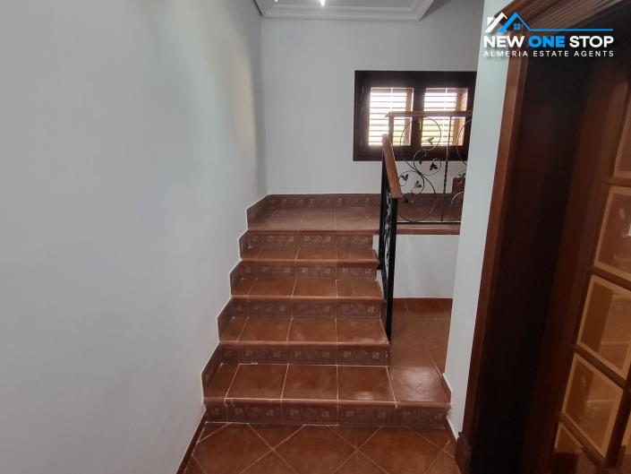 Image No.16-Villa de 9 chambres à vendre à Barriada de Cela