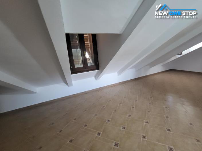 Image No.27-Villa de 9 chambres à vendre à Barriada de Cela