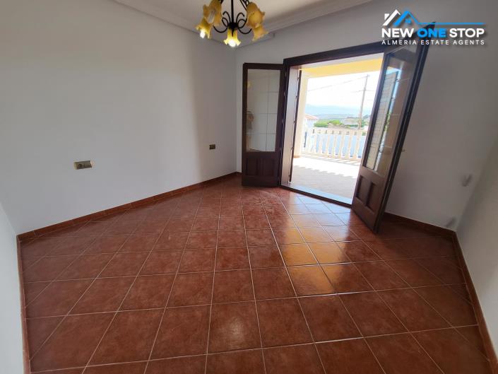 Image No.23-Villa de 9 chambres à vendre à Barriada de Cela