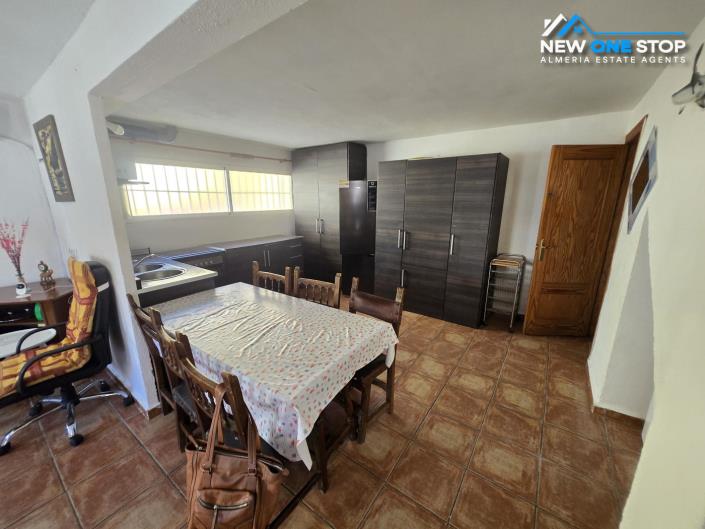 Image No.5-3 Bed House for sale