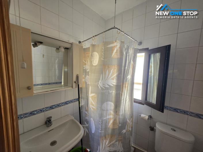 Image No.13-3 Bed House for sale