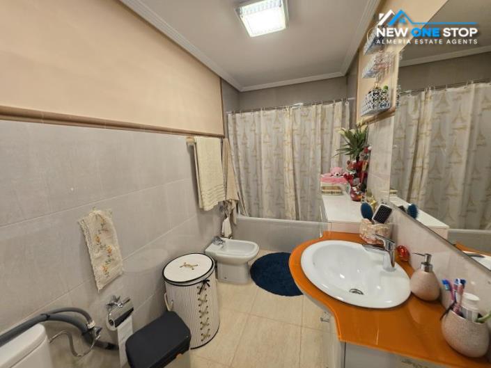 Image No.10-3 Bed Apartment for sale