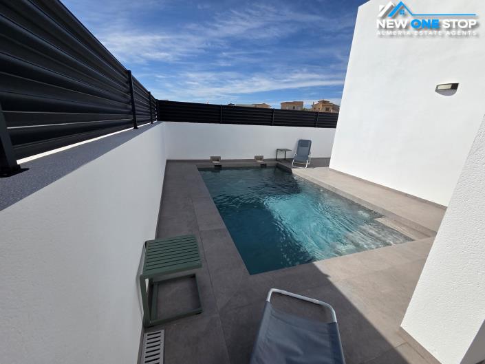 Image No.36-3 Bed Villa / Detached for sale