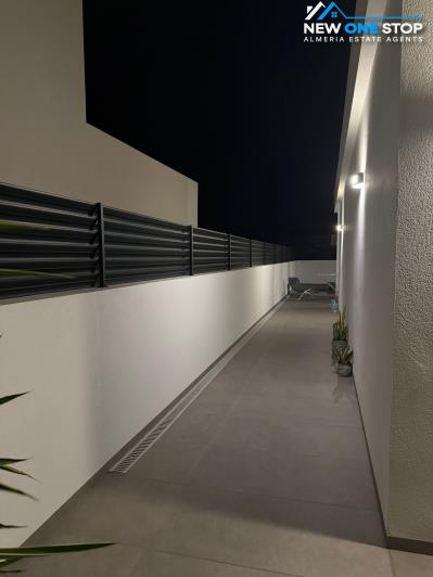 Image No.43-3 Bed Villa / Detached for sale