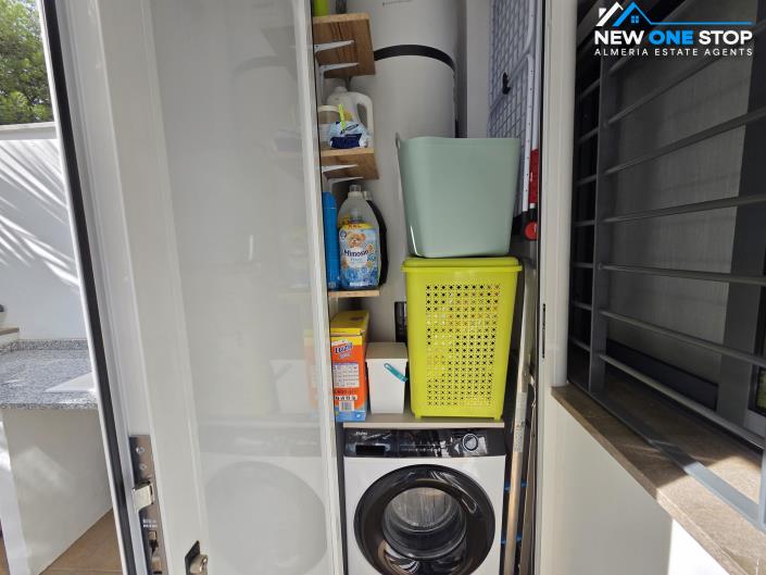 Image No.21-3 Bed Apartment for sale