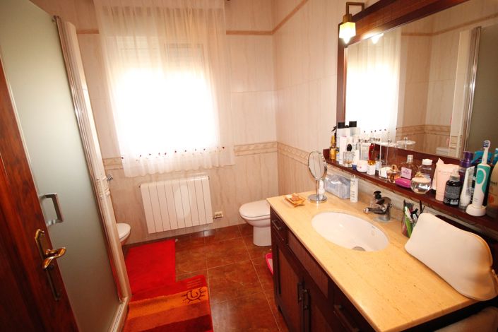 Image No.20-4 Bed Villa for sale