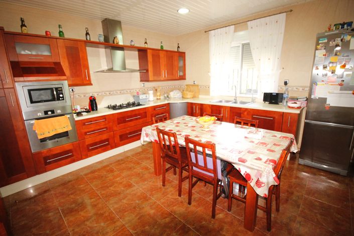 Image No.9-4 Bed Villa for sale