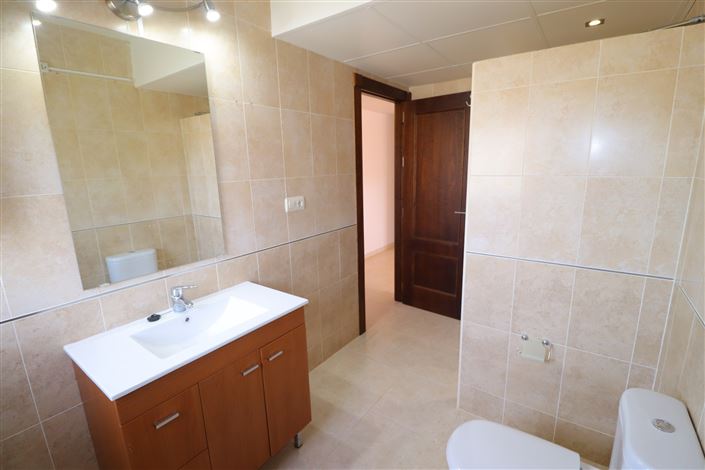 Image No.27-4 Bed Villa for sale