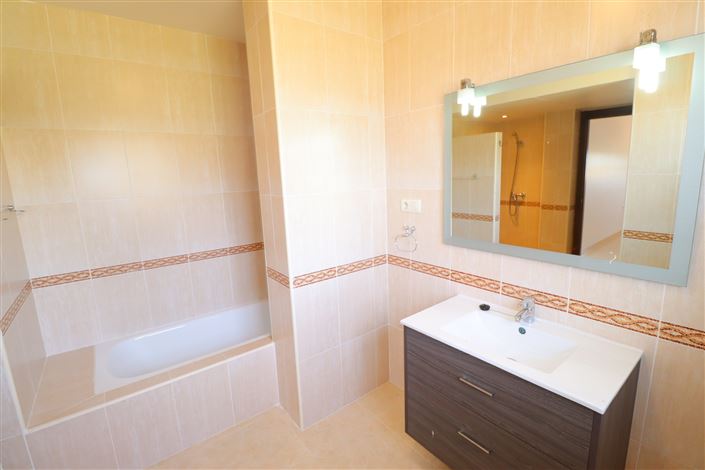 Image No.34-4 Bed Villa for sale