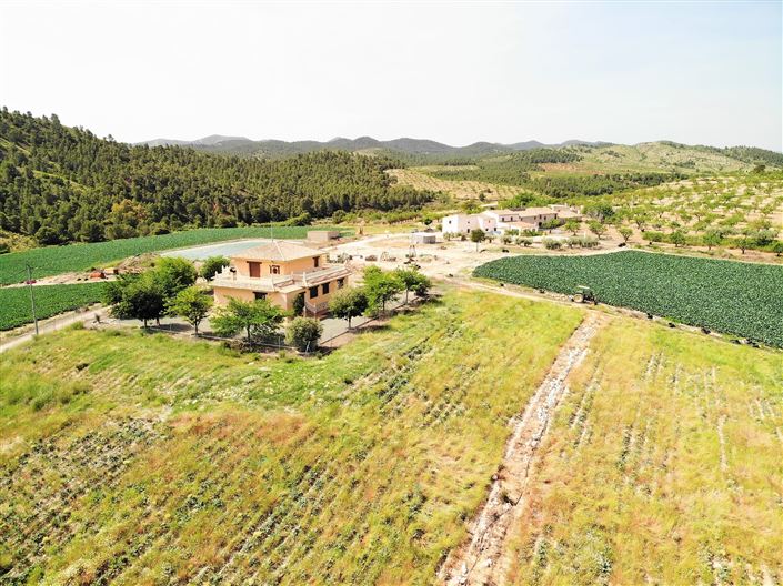 Image No.47-4 Bed Villa for sale