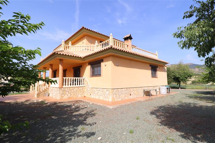 Image No.6-4 Bed Villa for sale