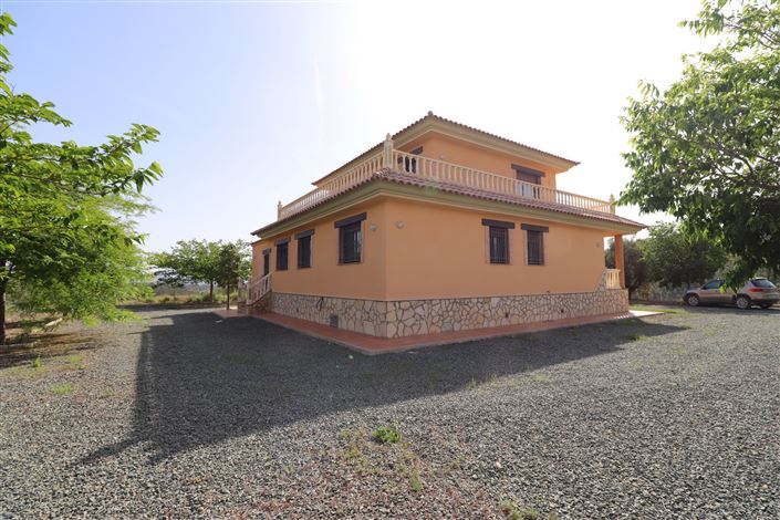 Image No.8-4 Bed Villa for sale