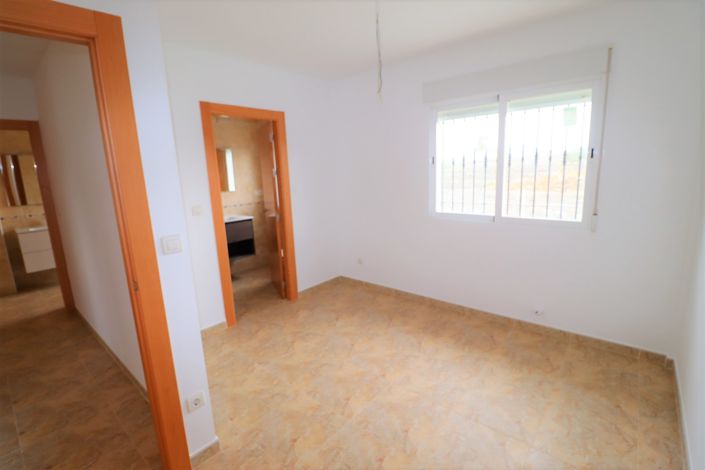 Image No.24-Villa de 5 chambres à vendre à Puerto Lumbreras