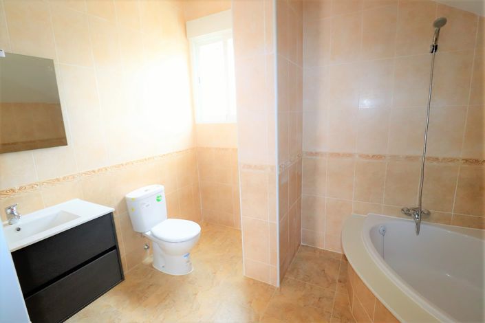 Image No.35-Villa de 5 chambres à vendre à Puerto Lumbreras