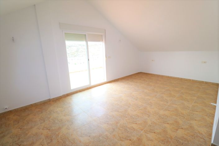 Image No.38-Villa de 5 chambres à vendre à Puerto Lumbreras