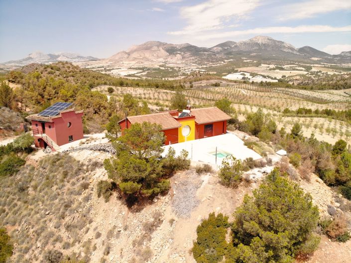 Image No.2-3 Bed Villa for sale