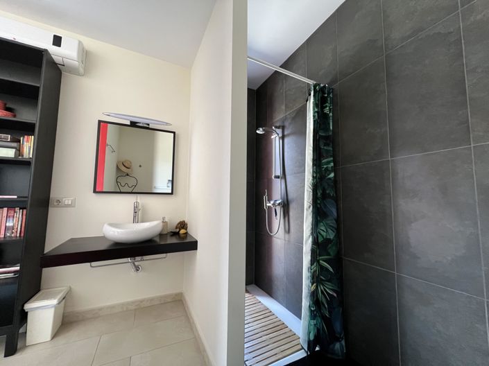 Image No.24-3 Bed Villa for sale