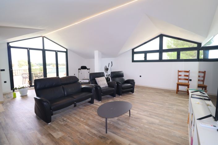 Image No.34-Villa de 7 chambres à vendre à Puerto Lumbreras