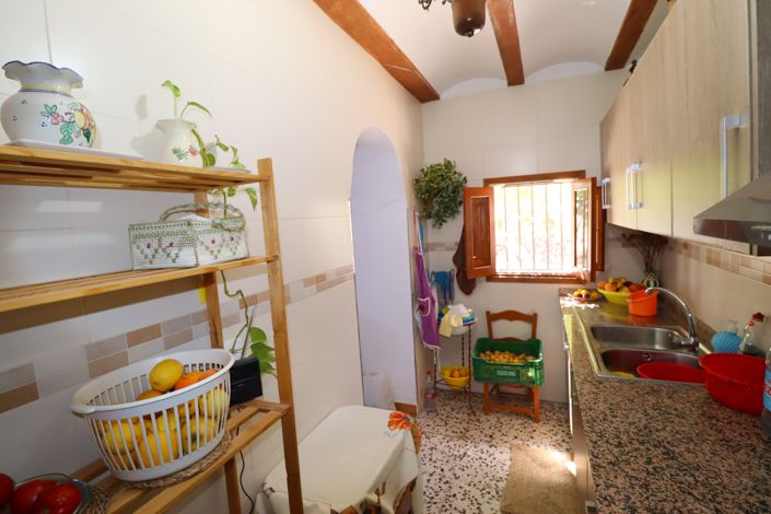 Image No.21-7 Bed Country House for sale