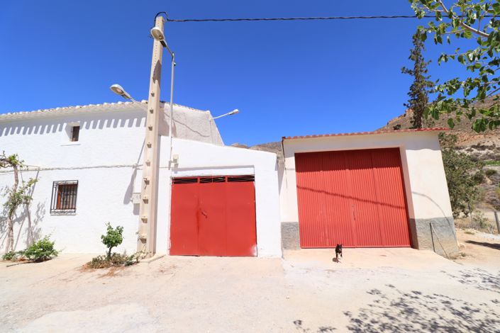 Image No.37-7 Bed Country House for sale