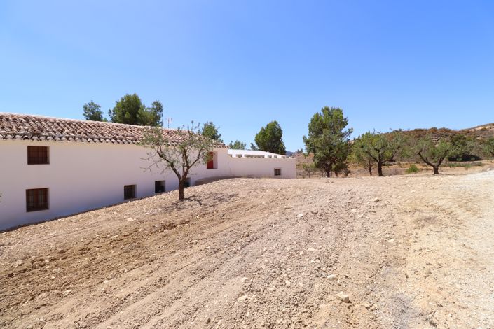 Image No.49-7 Bed Country House for sale