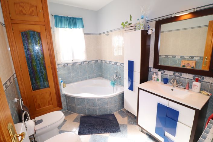 Image No.21-Villa de 5 chambres à vendre à Puerto Lumbreras