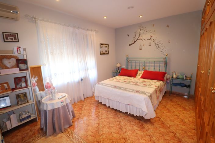 Image No.27-Villa de 5 chambres à vendre à Puerto Lumbreras