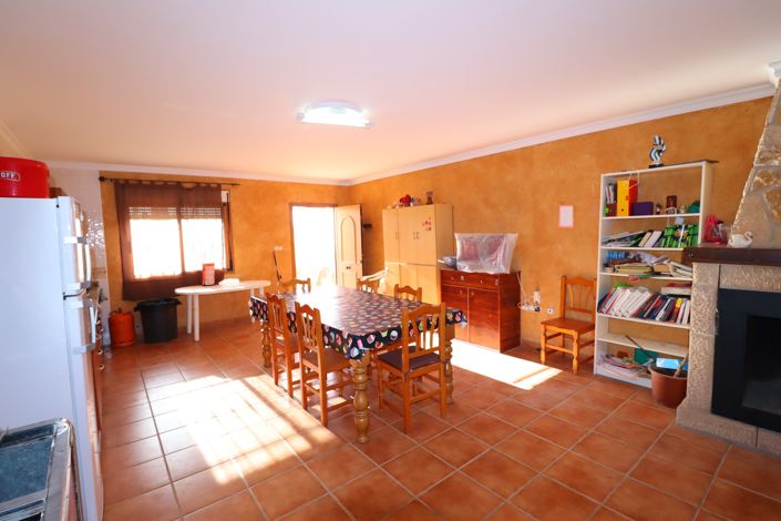 Image No.9-Villa de 4 chambres à vendre à Puerto Lumbreras