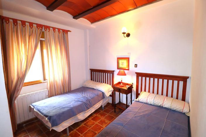 Image No.35-4 Bed Villa for sale