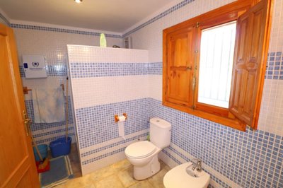 611fj4y8eeo3022-ch2020