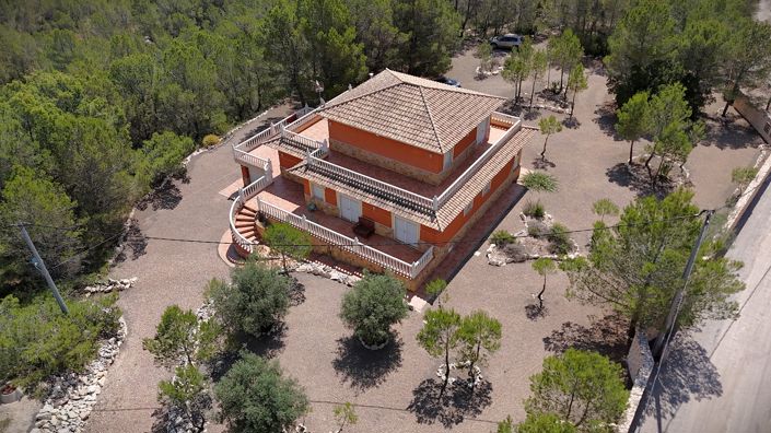 Image No.3-5 Bed Villa for sale