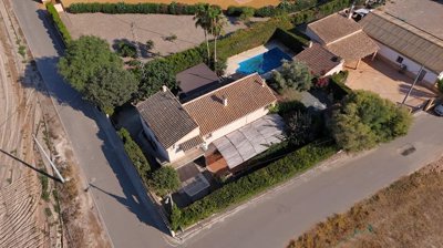 l01jm6ak4o3028-ch20-20aerial20images205