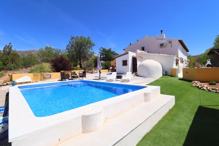 Image No.4-4 Bed Cortijo for sale