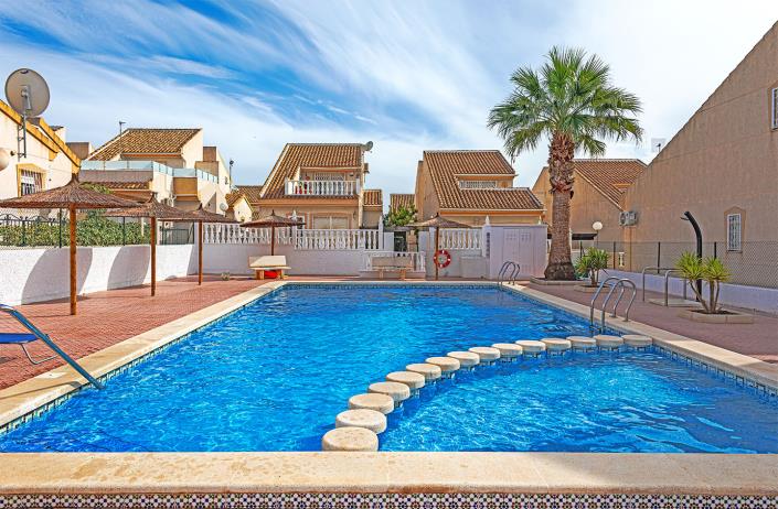 Image No.3-3 Bed Villa / Detached for sale