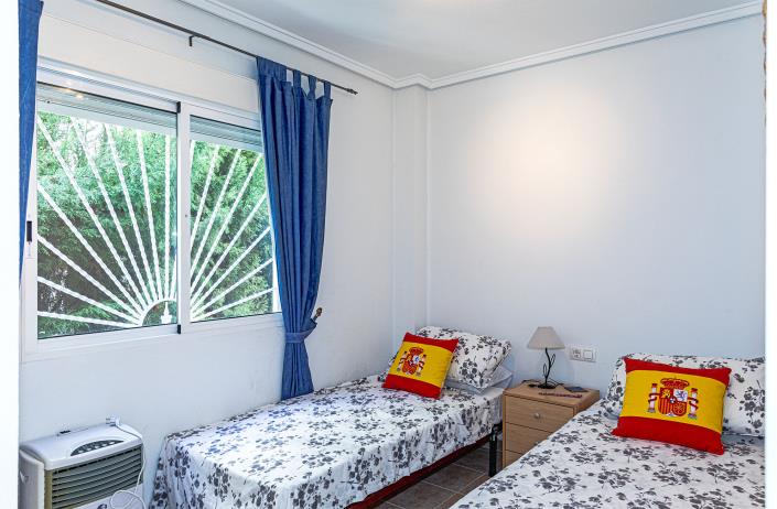 Image No.11-3 Bed Villa / Detached for sale