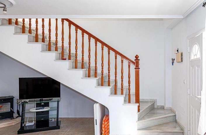 Image No.13-3 Bed Villa / Detached for sale