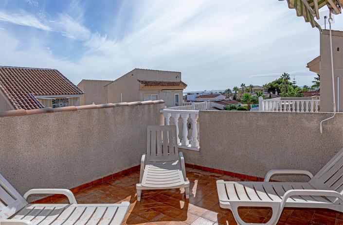 Image No.18-3 Bed Villa / Detached for sale