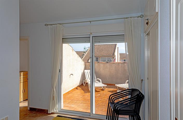 Image No.23-3 Bed Villa / Detached for sale