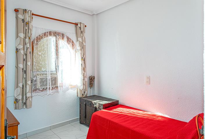 Image No.16-2 Bed Apartment for sale